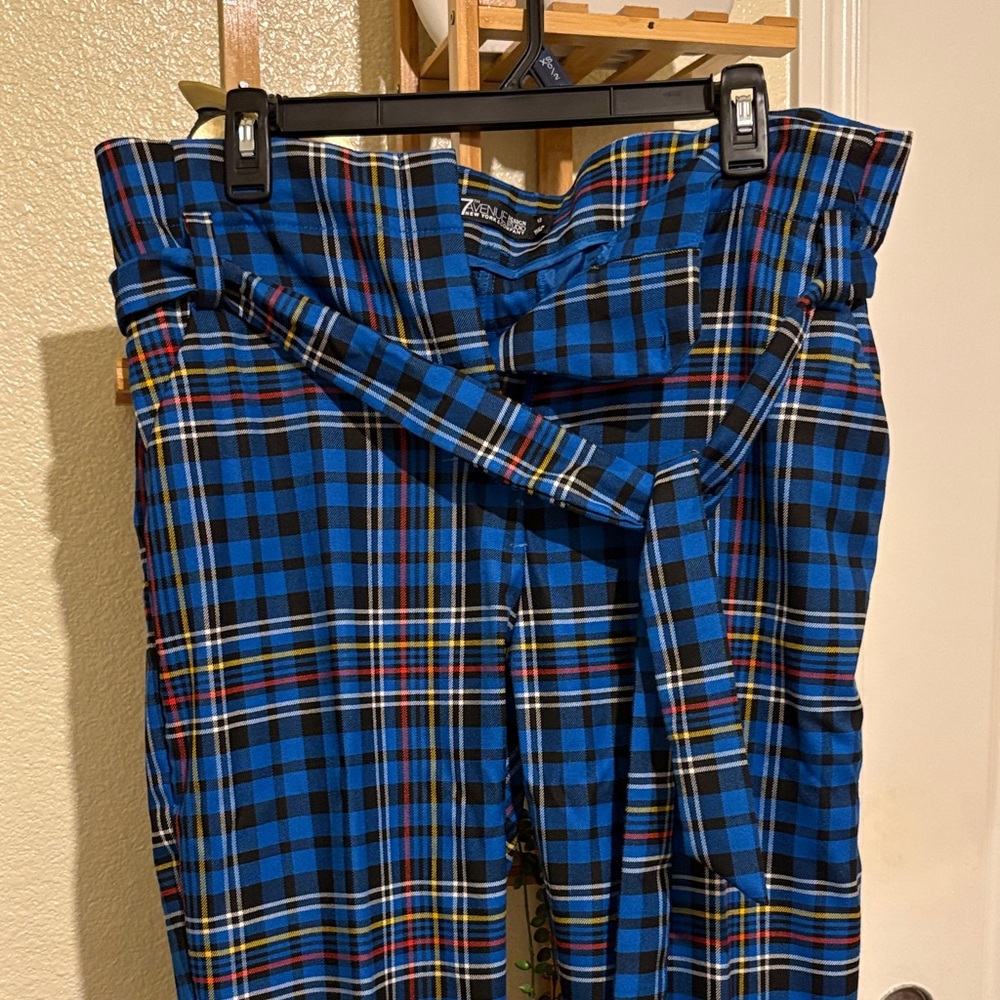 Zara Women’s Blue Plaid Cropped Pants - Picture 6 of 7